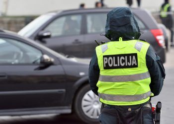 Švenčių metu į pagalbą blokuojant kelius ketinama pasitelkti ir Karo policiją bei šaulius