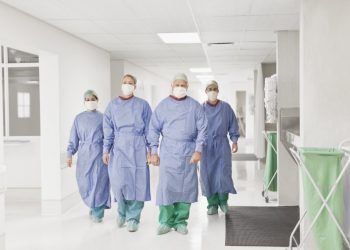 Medikų trūkumą ligoninėse kompensuos kitų profesinių kvalifikacijų kolegos