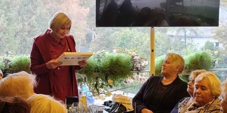 Anykščių Senjorai „Junoje“ šventė Pagyvenusių žmonių Dieną(Video)