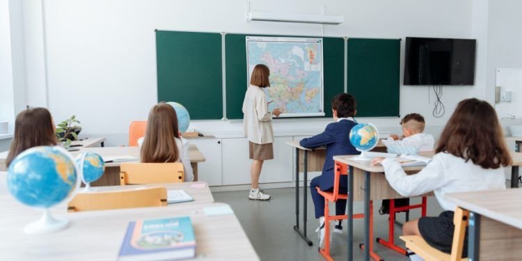 Pedagogikos Studentai Kviečiami Sudaryti Išankstines įsidarbinimo Sutartis Ir Gauti 506 Eurų Stipendijas