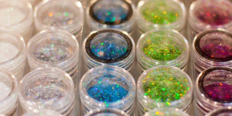 Planuojama Uždrausti Naudoti Mikroplastikus Kosmetikos Gaminiuose