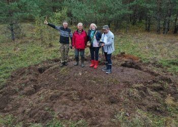 Anykščių Rajone Aptiktas Iki šiol Nežinomas įspūdingo Dydžio Riedulys