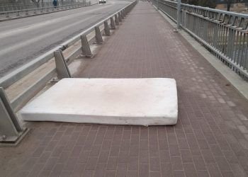 Užsidegė čiužinys