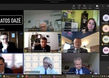 Ministras įžiebė Optimizmo