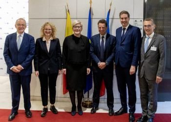 Premjerė Paryžiuje atidarė Lietuvos-Prancūzijos verslo forumą, susitiko su vietos lietuvių bendruomene bei prancūzų politologais, žurnalistais, intelektualais