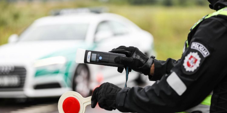 Kreipiamės į Vairuotojus: Neskubėkite