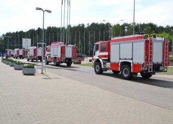 Pragariškas Rytas šalies Ugniagesiams Gelbėtojams: Panevėžio Ir Vilniaus Rajonuose Dega Medienos Perdirbimo įmonės