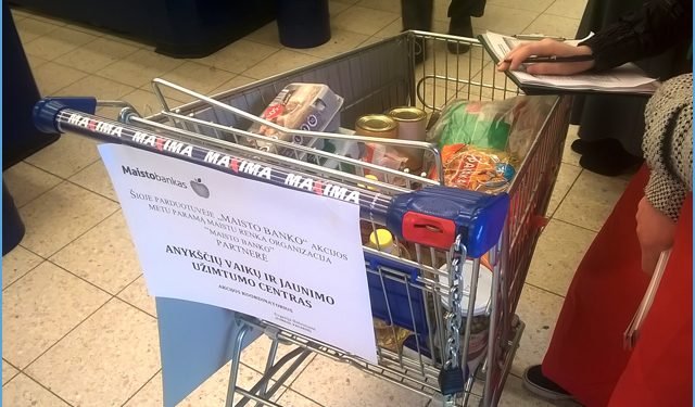Rudeninės „Maisto Banko“ Akcijos Metu Anykštėnams Aukojo 1649 Geros Valios žmones