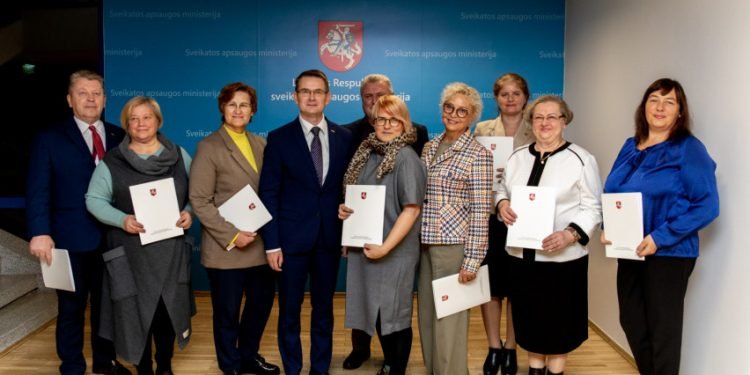 Atnaujinta šakos Kolektyvinė Sutartis Užtikrins Sveikatos Sektoriaus Darbuotojų Atlygio Augimą Atnaujinta šakos Kolektyvinė Sutartis Užtikrins Sveikatos Sektoriaus Darbuotojų Atlygio Augimą