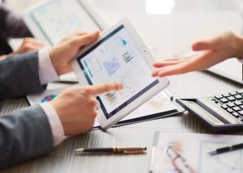 Lietuva Tarptautinėse Finansų Rinkose Pasiskolino 1,2 Mlrd. Eurų