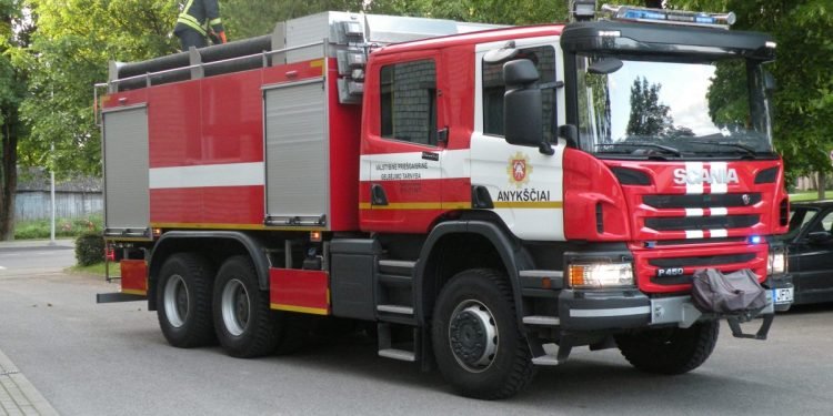 Gaisras Kilo Individualaus Namo Palėpėje