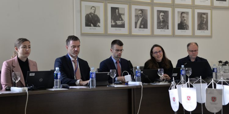 EBPO Ekspertai Kurs įrankį Lietuvos Viešojo Administravimo Sektoriaus Efektyvumui Matuoti