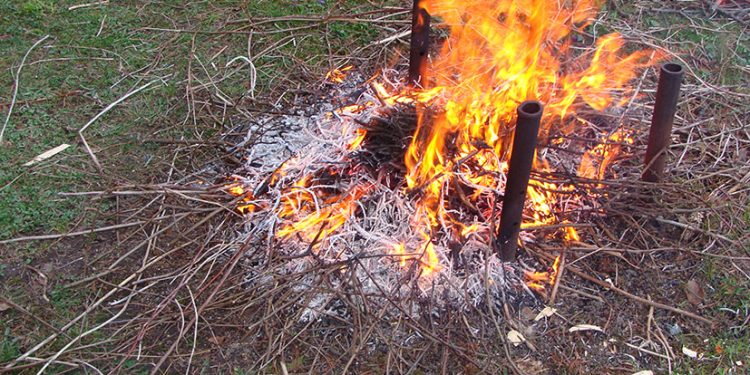 Užgesino Laužą Užgesino Laužą