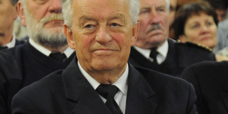 Sudie, Mylimas Kapitone Sudie, Mylimas Kapitone