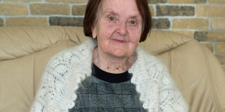 Parašė Knygą, Kad šeima žinotų Tiesą Parašė Knygą, Kad šeima žinotų Tiesą