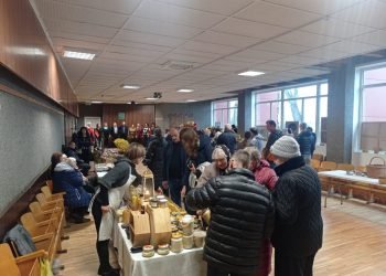 Svėdasiškius Linksmino Rudeniniai Personažai – Ponas Su Ponia, Čigonė, Dėdė Derlius Ir Duona