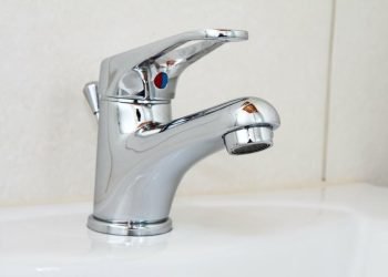 Kaišiadoriečiai Gali Likti Be Vandens: Vandentvarkos įmonėms Grasinama Atjungti Elektrą