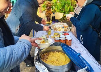 „Pečiaus“ Diena Budriuose  – Su žuviene, žirniene Ir… Vištų šeimyna