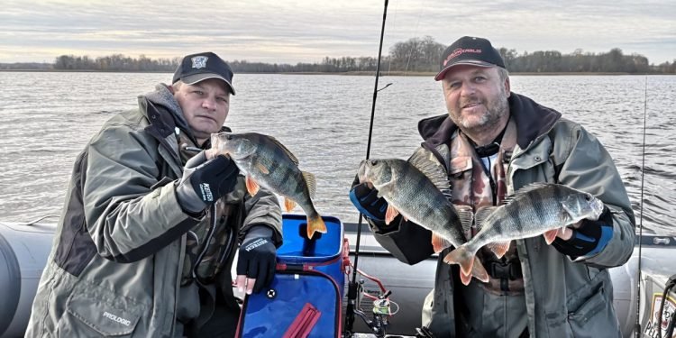 Rubikių Ežeras Varžybų Dalyviams Buvo Dosnus (Kristinos Rudokaitės Fotoreportažas)