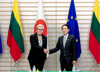 Susitikę Lietuvos ir Japonijos Vyriausybių vadovai bendru pareiškimu patvirtino šalių strateginę partnerystę