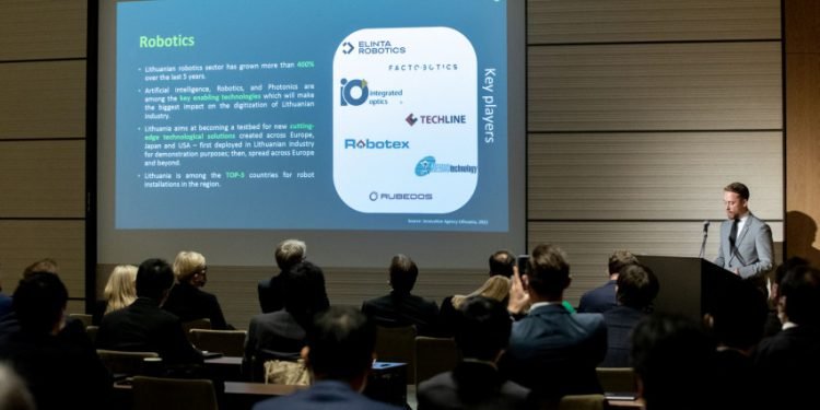 Lietuvos Bendradarbiavimas Su Japonija Paskatins Aukštųjų Technologijų Verslo Plėtrą
