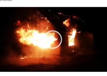 Pagrindinėje Miesto Gatvėje Padegtas Sandėliukas