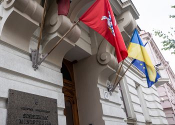 Vyriausybė Pritarė „Oro Navigacijos“, Klaipėdos Valstybinio Jūrų Uosto Direkcijos Ir Kelių Direkcijos Pertvarkai į Akcines Bendroves