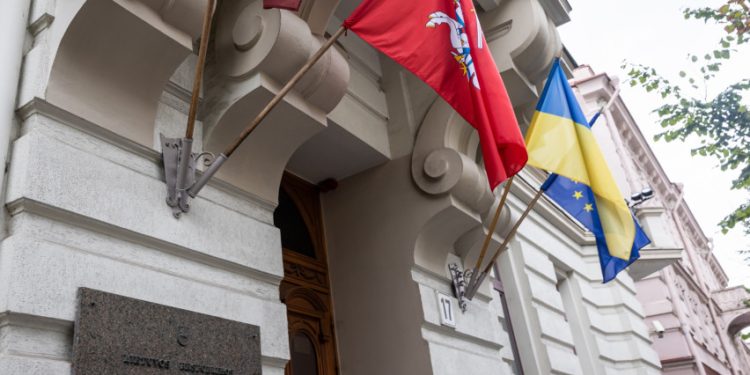 Vyriausybė Pritarė „Oro Navigacijos“, Klaipėdos Valstybinio Jūrų Uosto Direkcijos Ir Kelių Direkcijos Pertvarkai į Akcines Bendroves