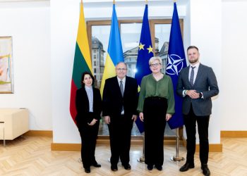 Ministrė Pirmininkė susitiko su Yad Vashem Holokausto memorialo pirmininku Dani Dayanu