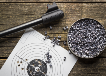 Aplinkos Ministerija Kviečia Teikti Pasiūlymus Nacionalinei Pozicijai Dėl švino Ribojimo Lauko šaudyme Ir žvejyboje