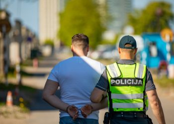 Narkotinių Medžiagų Platinimu įtariamas Vyras Per Kelias Savaites Sulaikytas Dukart