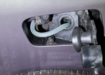 Šiąnakt Kauno Pareigūnai Užkardė Kuro Vagystę