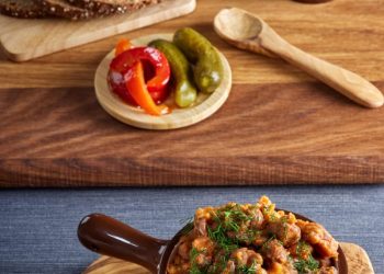 Taupūs Pietūs Iki 5 Eurų: Troškinta Kiauliena Su Raugintais Agurkais Nepaliks Abejingų