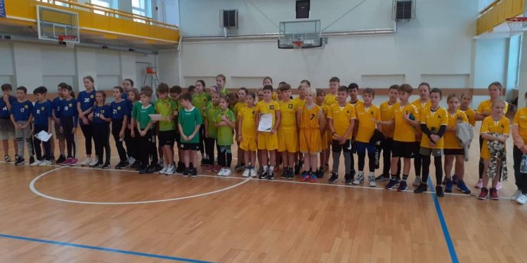 Anykštėnai Pradinukų Kvadrato Varžybose Užėmė Trečią Vietą Anykštėnai Pradinukų Kvadrato Varžybose Užėmė Trečią Vietą