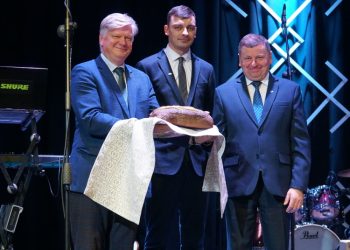 Ministras K. Navickas Pasveikino Geriausius Jurbarko Ir Kėdainių Rajonų ūkininkus