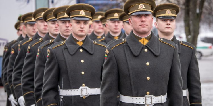 Premjerė sveikina Lietuvos kariuomenės dienos proga