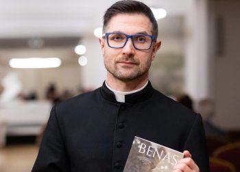 Naują Knygą Išleidęs Kunigas Benas Lyris: „Švelnumas Man Yra Dorybė“