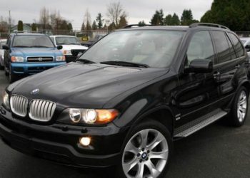 Posūkių Rodymas Kelyje: Kada Privaloma, O Kada Gali Grėsti Bauda?