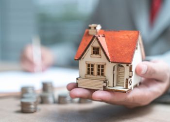 Įsiklausius į Visuomenės Nuomonę – Siūlomas Patikslintas Nekilnojamojo Turto Mokesčio įstatymo Projektas