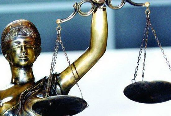 Pasinaudokite Nemokama Teisine Pagalba