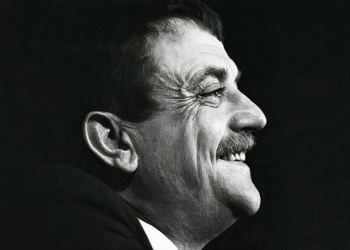 Kurtas Vonegutas – kalba apie gyvenimo prasmę, kurią verta perskaityti vėl ir vėl