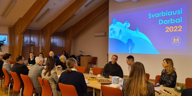 Aplinkos Ministras Su Nevyriausybininkais Aptarė 2023 Metų Darbus, Bus Skiriama Lėšų Nevyriausybininkų Advokacijai Aplinkos Ministras Su Nevyriausybininkais Aptarė 2023 Metų Darbus, Bus Skiriama Lėšų Nevyriausybininkų Advokacijai