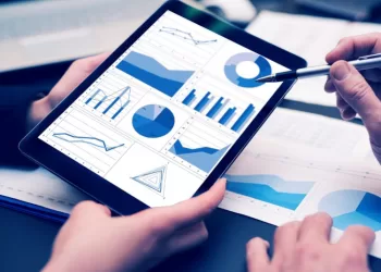 Trumpam subjurusias investuotojų nuotaikas vėl pakeitė optimizmas