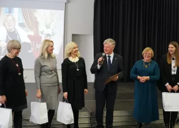 Apdovanoti Sėkmingiausi Tradiciniai Amatininkai