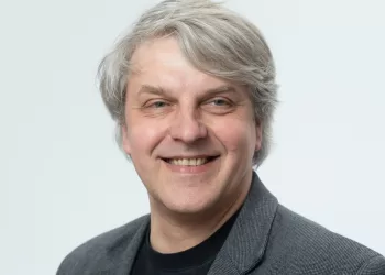 Prof. Rimvydas Laužikas Sulygino XIX A. Ir šiandieninį Kūčių Stalą: Paštetus Bei Lynus Pakeitė Sušiai Ir Balta Mišrainė