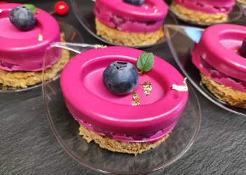 Silkutė kitokiuose pataluose arba burokėlių putėsiai su silke