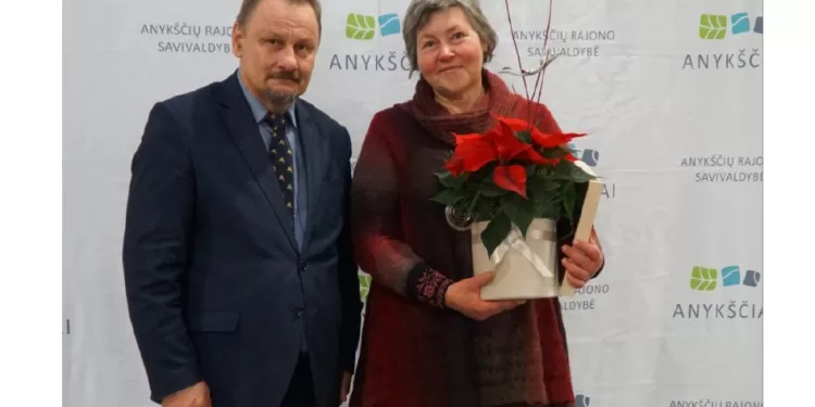 Apdovanoti Ir Pagerbti Nevyriausybinio Sektoriaus Atstovai Ir Seniūnijų žmonės