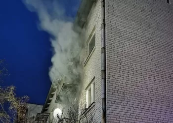 Netinkamo Gyvenimo Būdo žmonių Kaimynystė – Grėsmė Visam Bendrabučiui