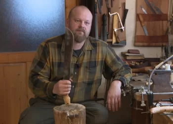 Paandrijoniškio Kaime Gimsta Lietuviški Peiliai