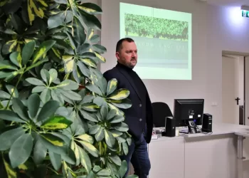 Knygą Apie Karo žmones Parašęs Giedrius Petkevičius: „Humoras Padeda Išlikti Karo Mėsmalėje“